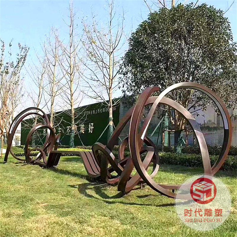 定制大型不銹鋼戶外雕塑廣場(chǎng)金屬廊架抽象鐵藝鏡面熊園林景觀擺件