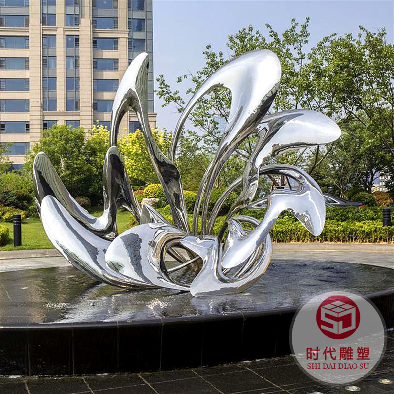 不銹鋼雕塑定制鏡面浪花鹿公園地產(chǎn)園林景觀大型廣場(chǎng)水景月亮擺件