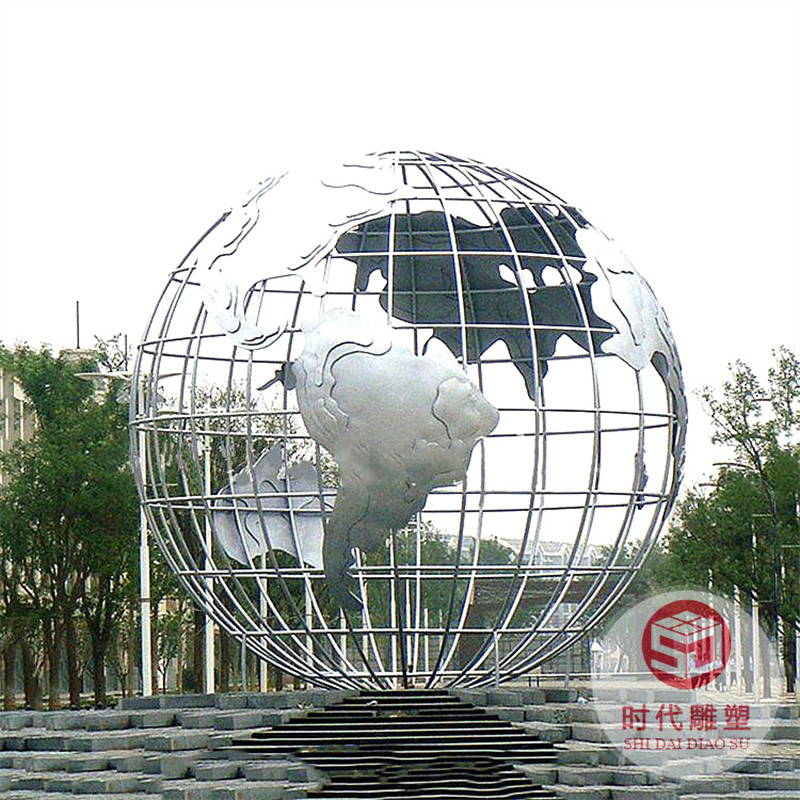 大型不銹鋼雕塑定制戶外園林鹿羽毛鏤空球月亮圓環(huán)景觀雕塑大擺件