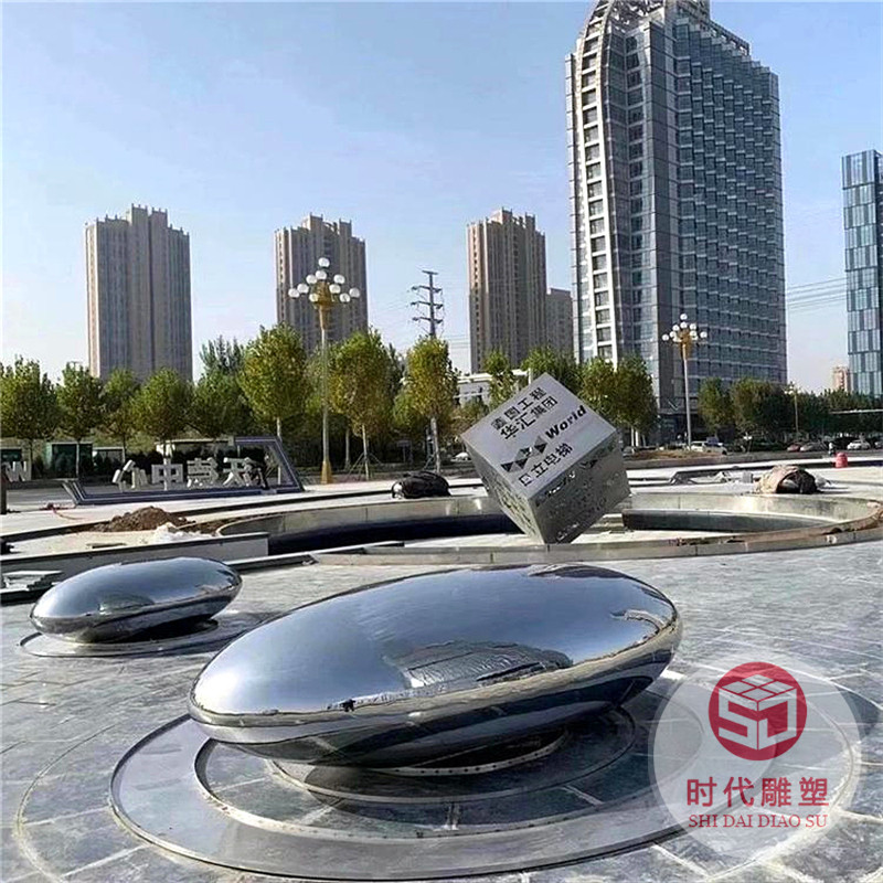 不銹鋼鏤空發(fā)光鹿雕塑定制大型戶外金屬鏡面梅花鹿仿真小鹿擺件