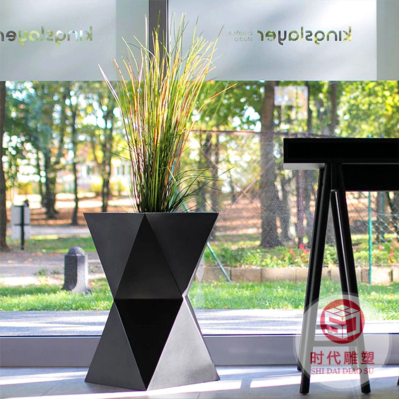 玻璃鋼花箱天橋懸掛綠化種植槽長方形纖維玻璃鋼市政花箱生產(chǎn)廠家