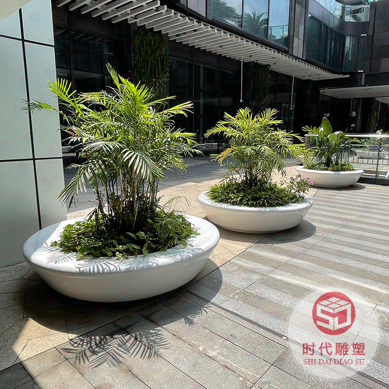 不銹鋼座椅異形長椅鐵藝坐凳實(shí)木椅玻璃鋼花箱組合木藝休息椅定制