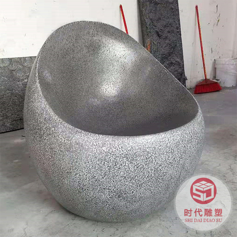 定制商場休閑座椅玻璃鋼白色麻花椅創(chuàng)意戶外公共區(qū)等候椅休息長凳